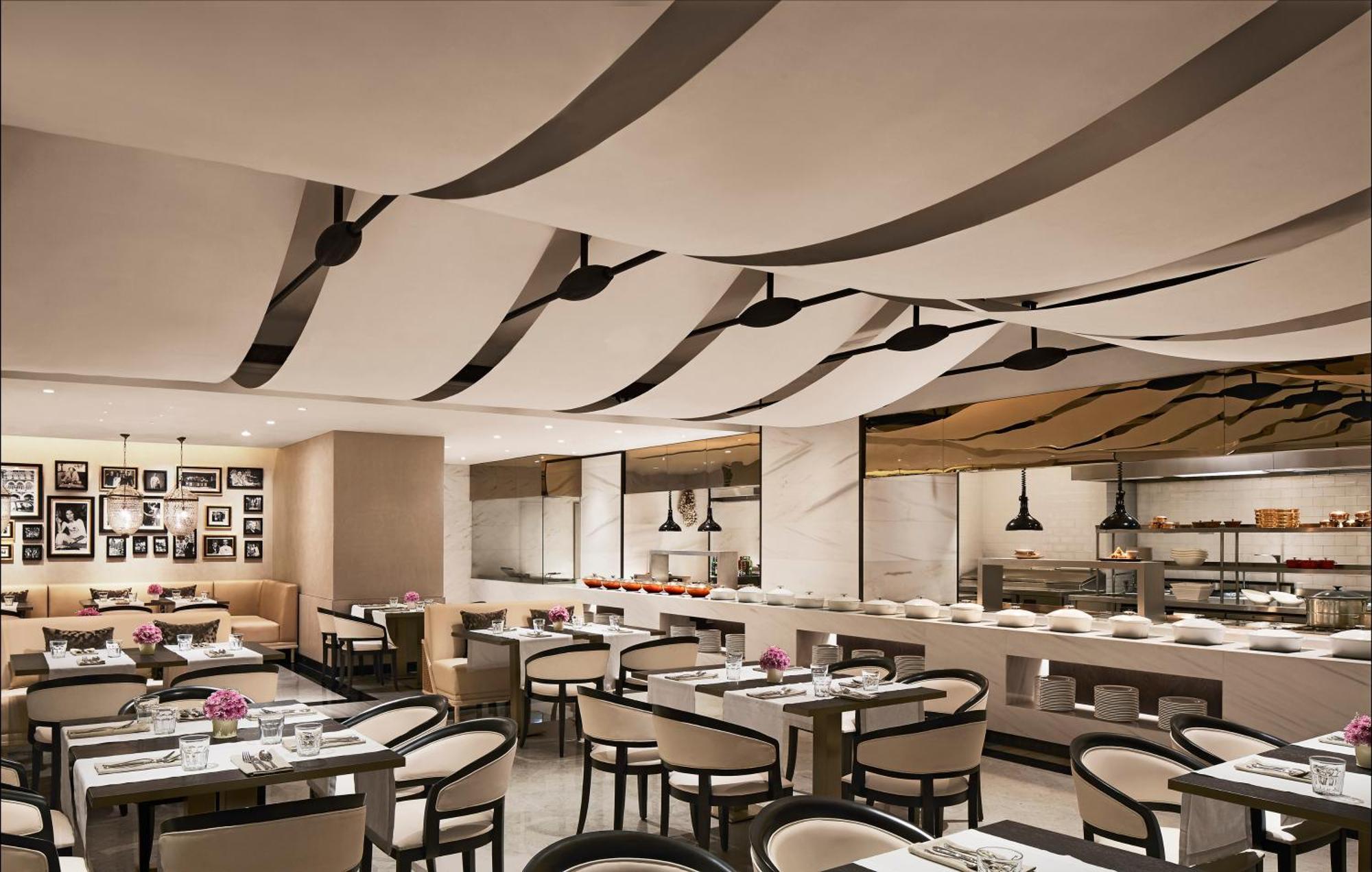 Taj Mahal Tower, Hotel 5*