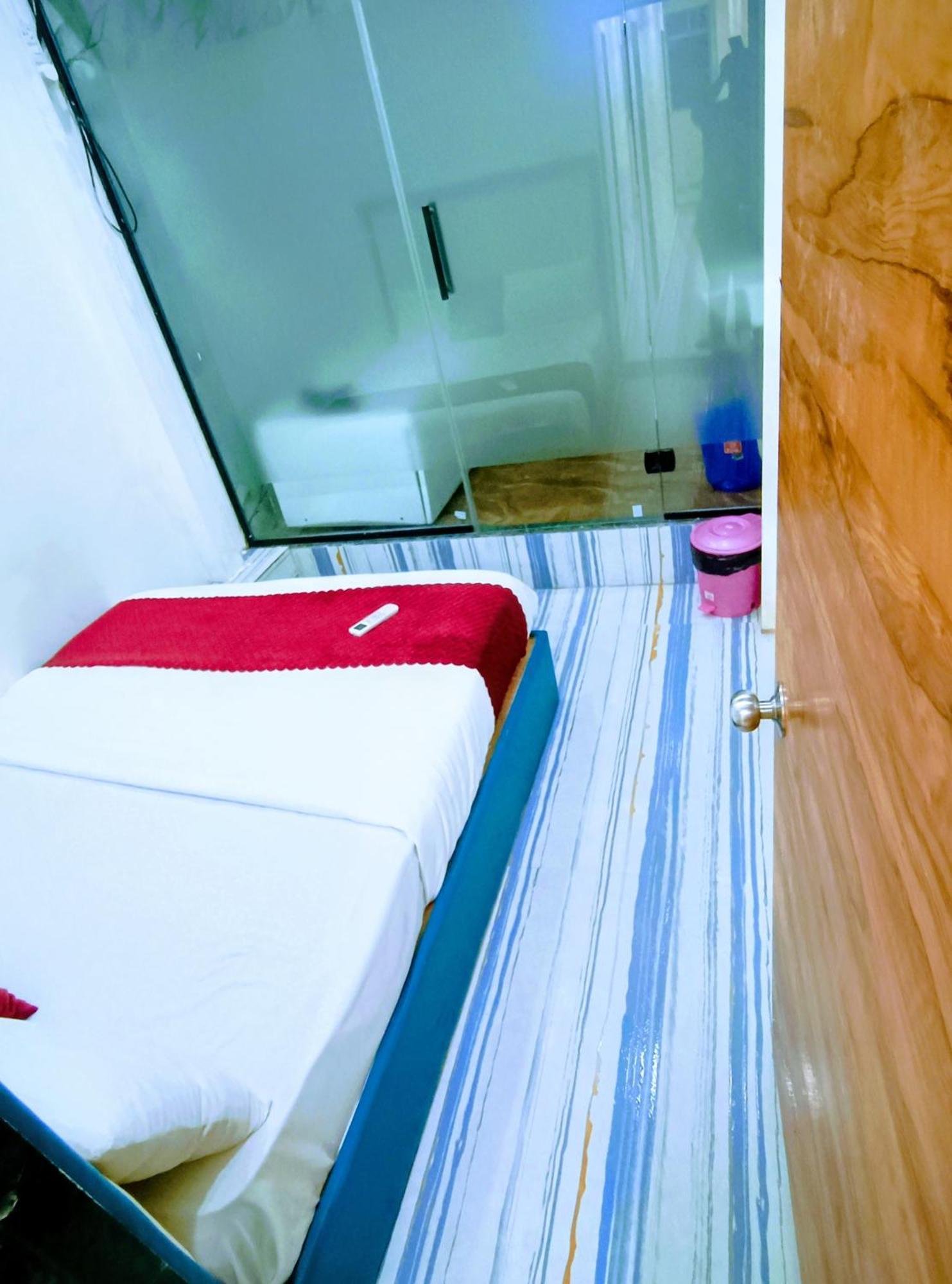 Royal And In Asalpha