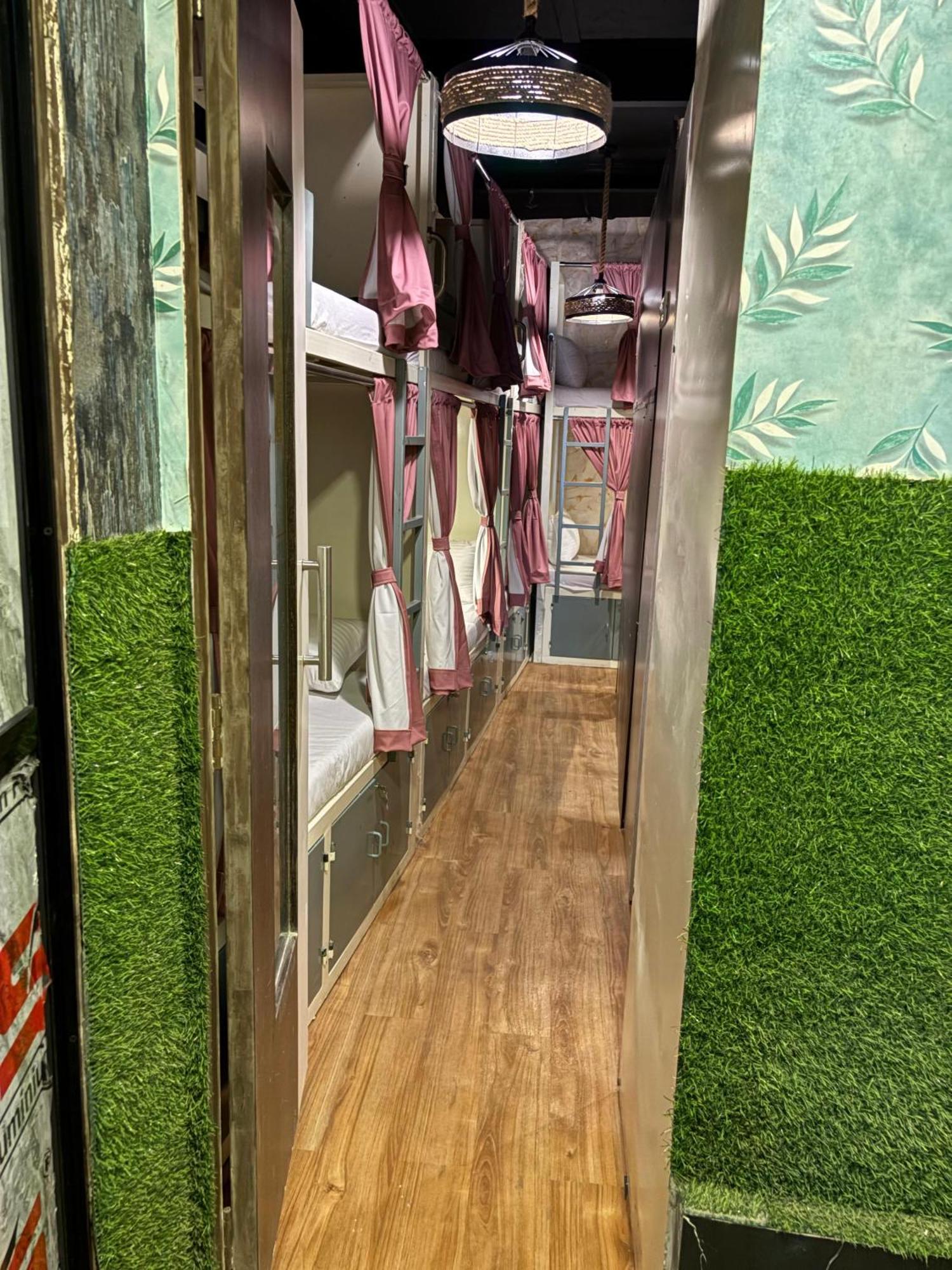 Lucky Beds Pg And Mumbai