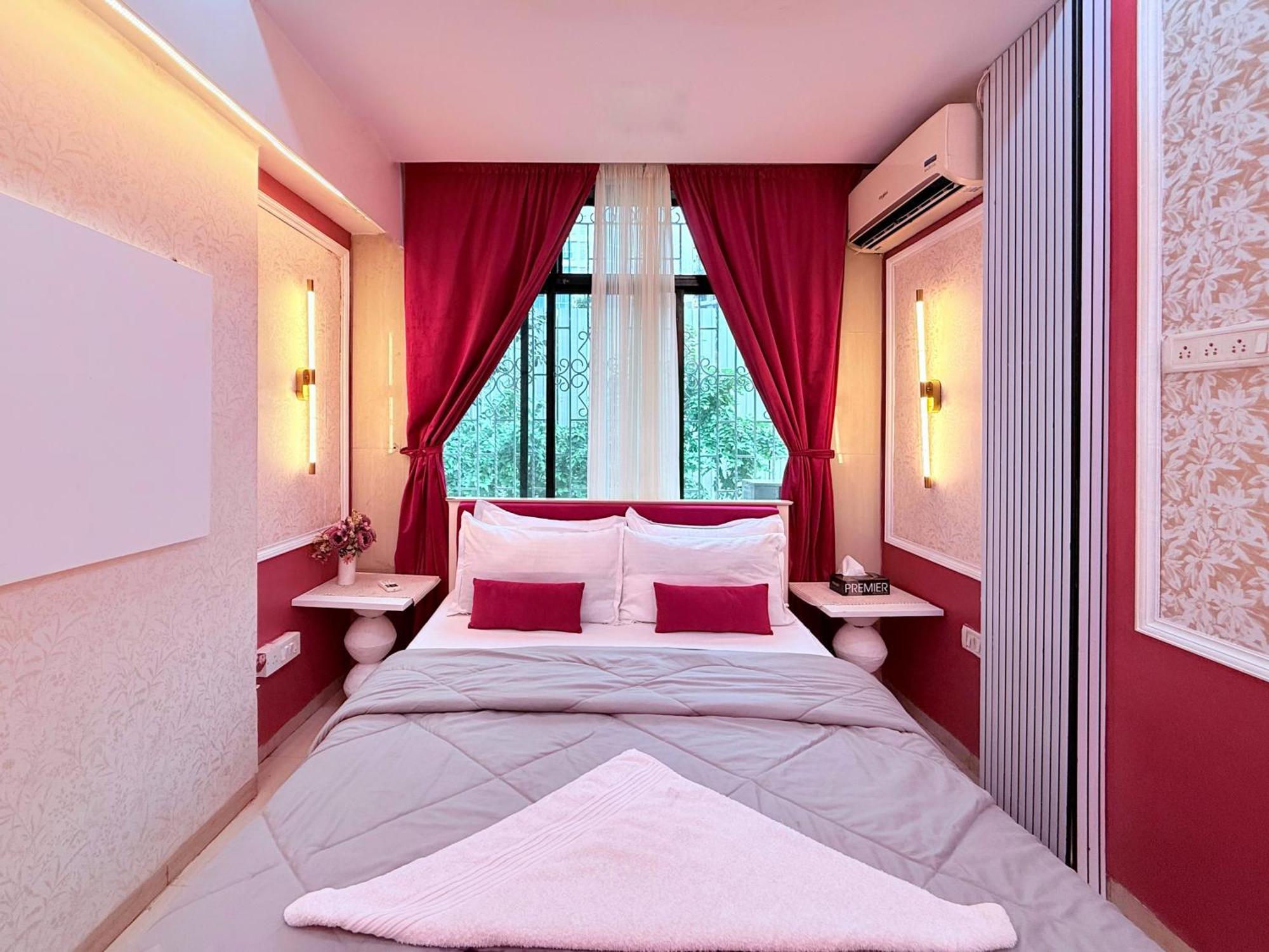 Garden Veil Luxury By Spacez * Mumbai