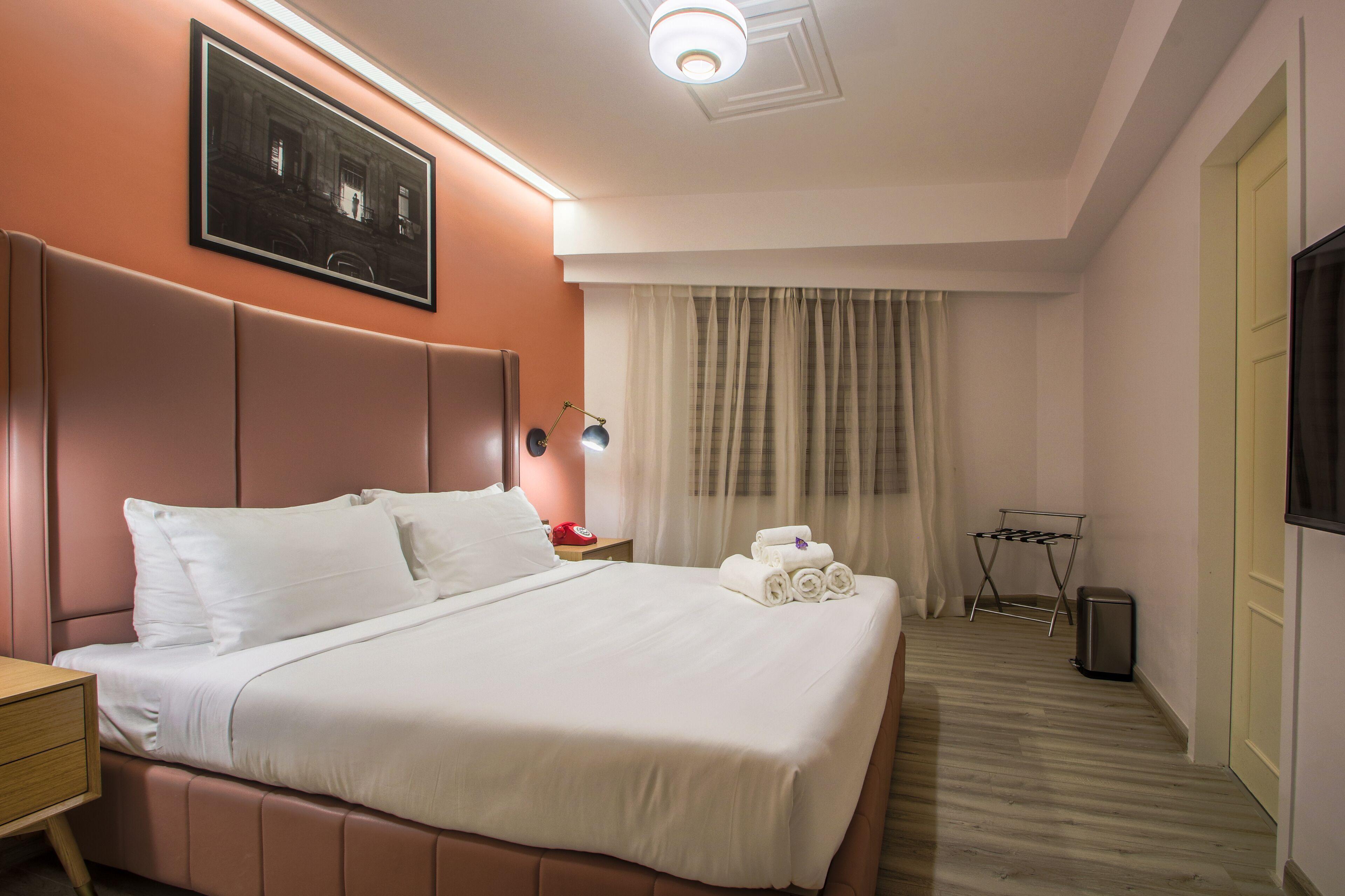 T24 Retro 4* Mumbai
