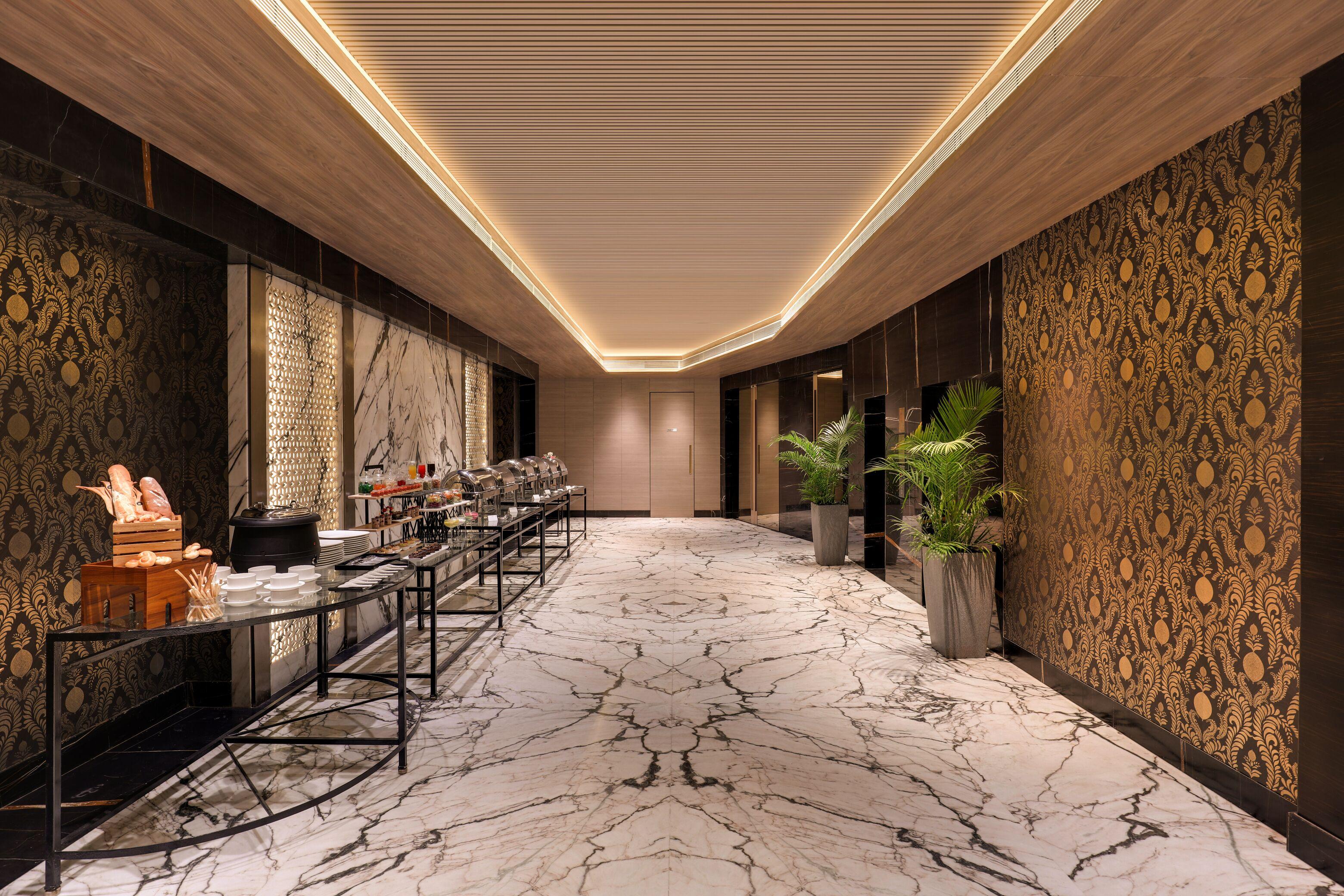 Hotel Lemon Tree Premier, Malad,