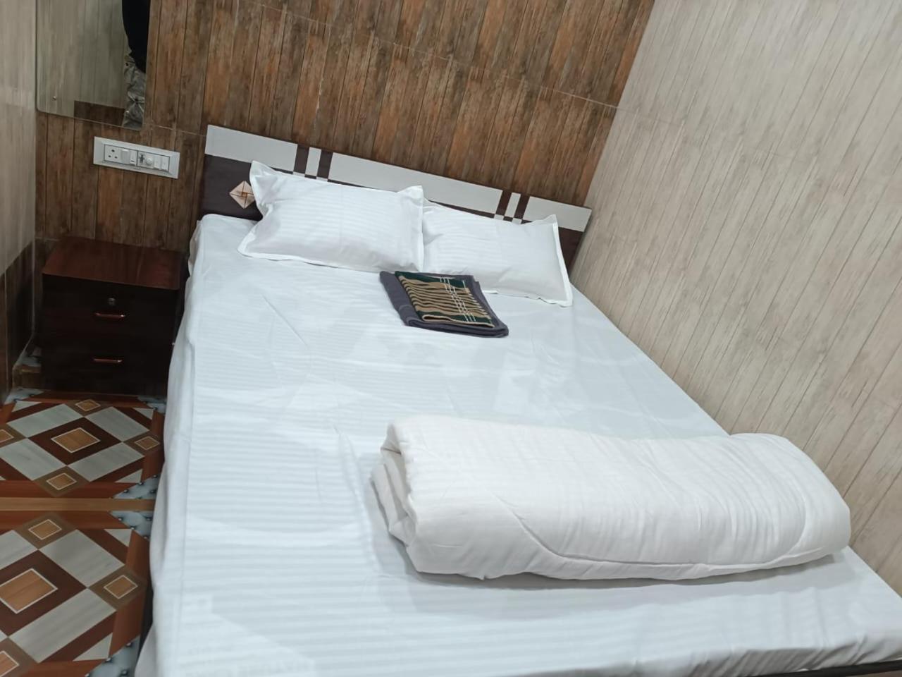 Bhagirath Aparthotel Mumbai