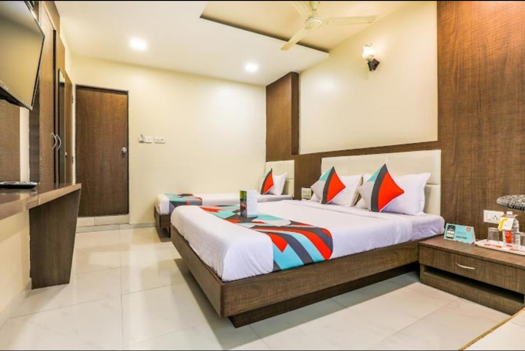 Collection O Asalpha Metro Station Formerly Venture Grand 2* Mumbai