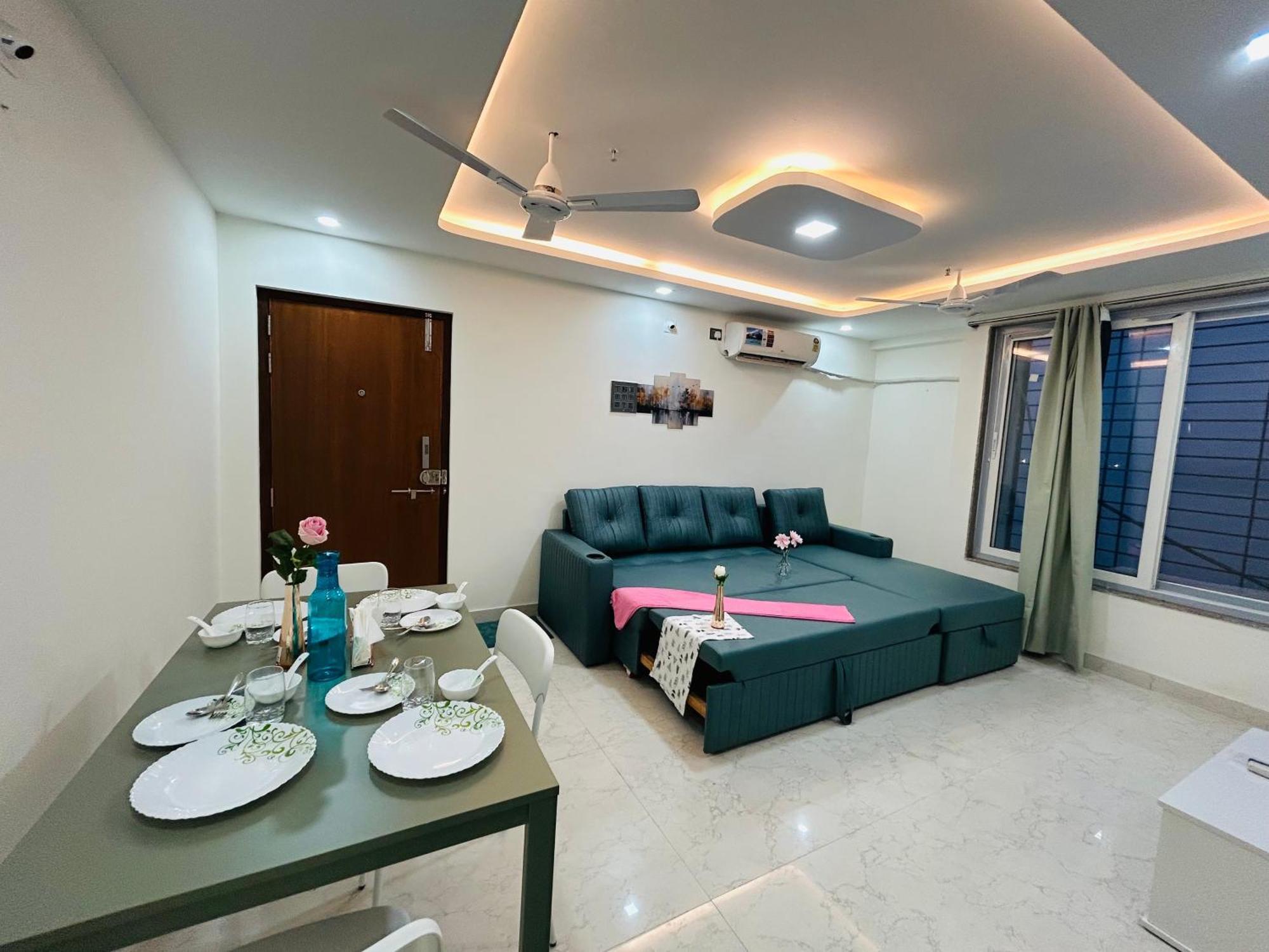 2 Bhk & Hiranandani View H Floor Apartment