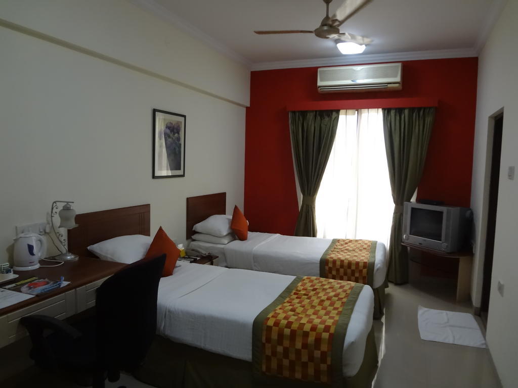 Nestor Hotel, Bombaim