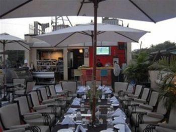 Executive Enclave Hotel 3*