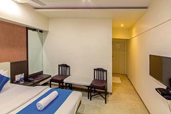 Hotel Zo Andheri Railway Station 3*