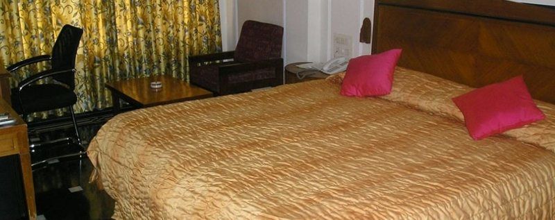 Hotel Lemon Tree Premier, Malad,