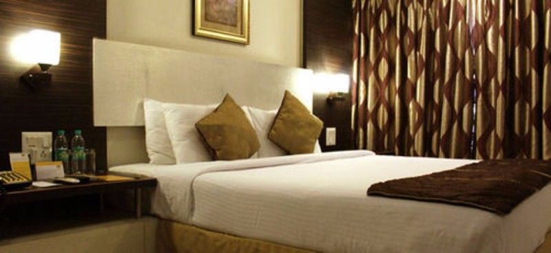 Nestor Hotel, Bombaim