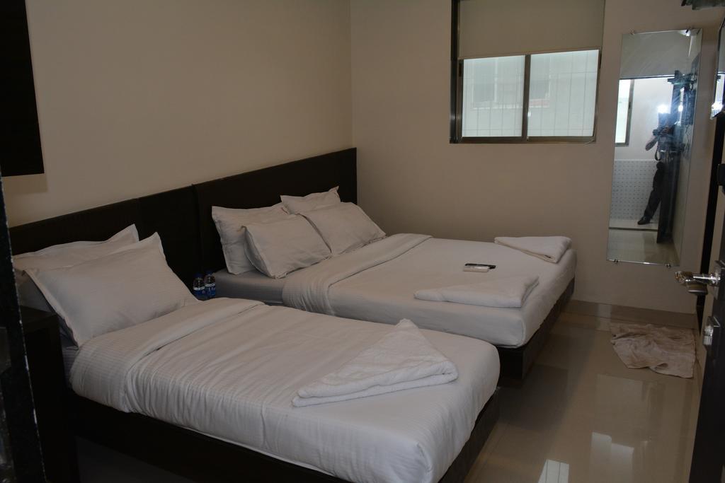 Hotel Adnoc 2*