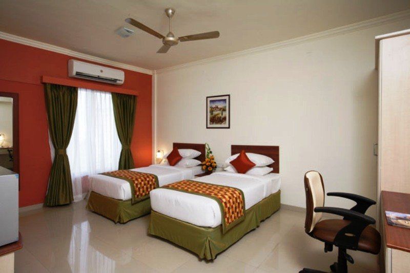Nestor Hotel, Bombaim
