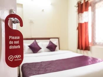 Oyo Malad Raheja Complex Road Apartment *