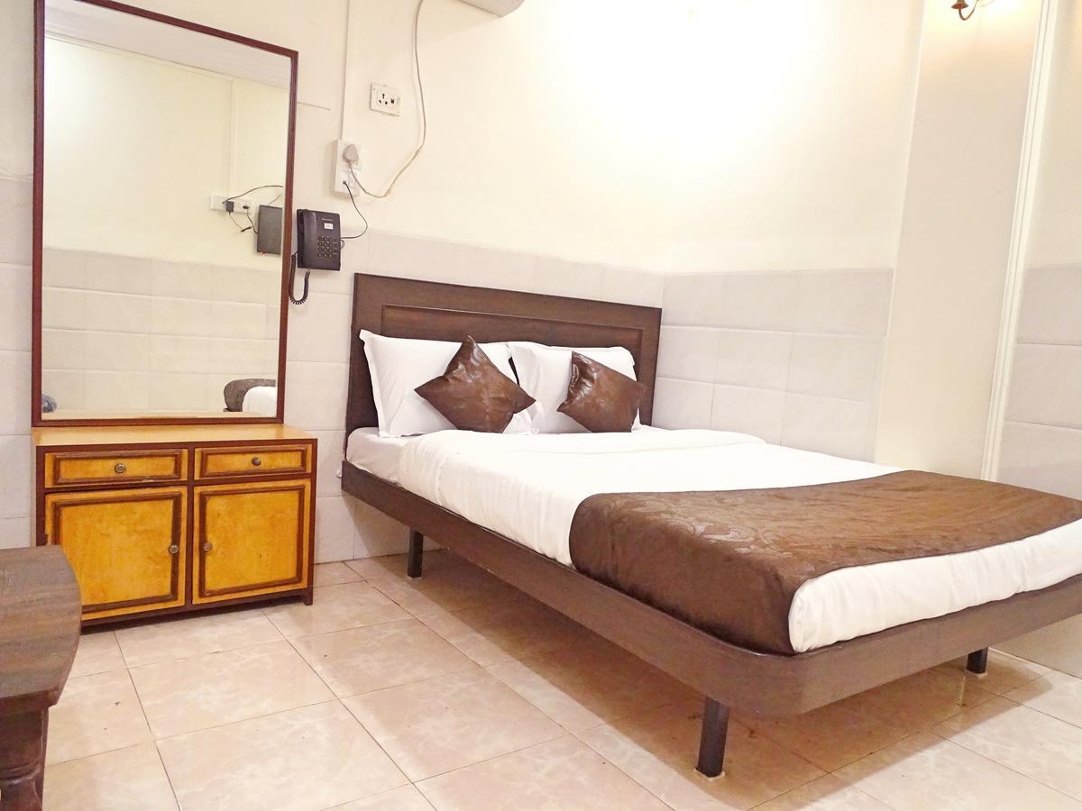 Alojamento Sai Sharan Lodging Mumbai