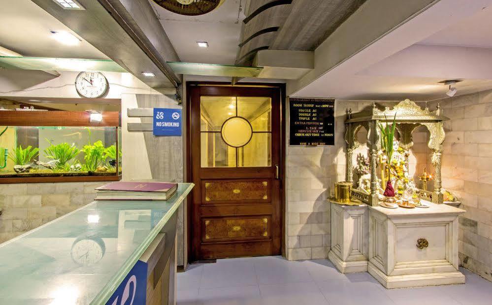 Hotel Zo Andheri Railway Station 3*