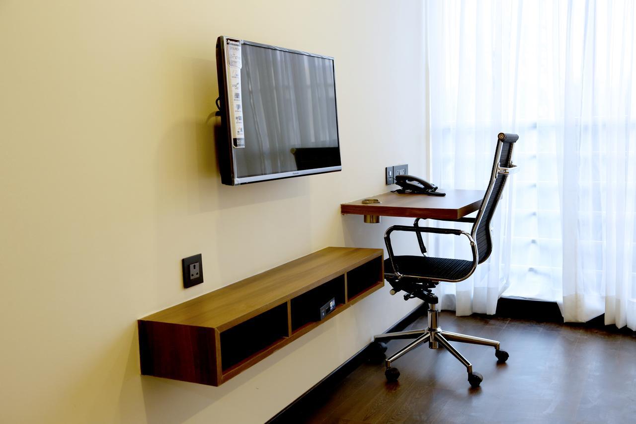 House Andheri East, Hotel 3*