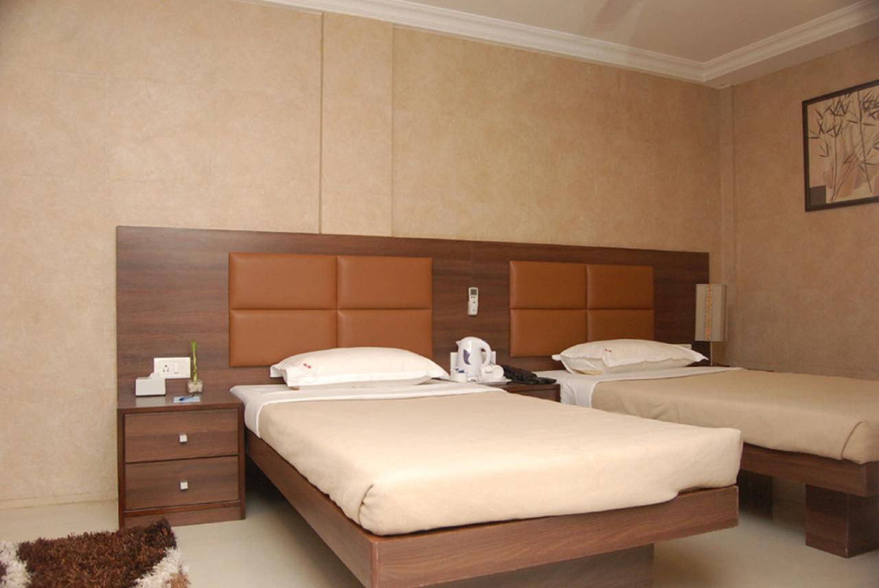 Hotel Haredia 3*