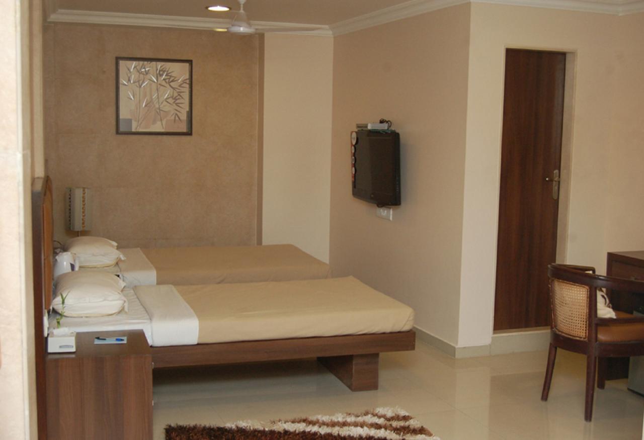 Hotel Haredia 3*