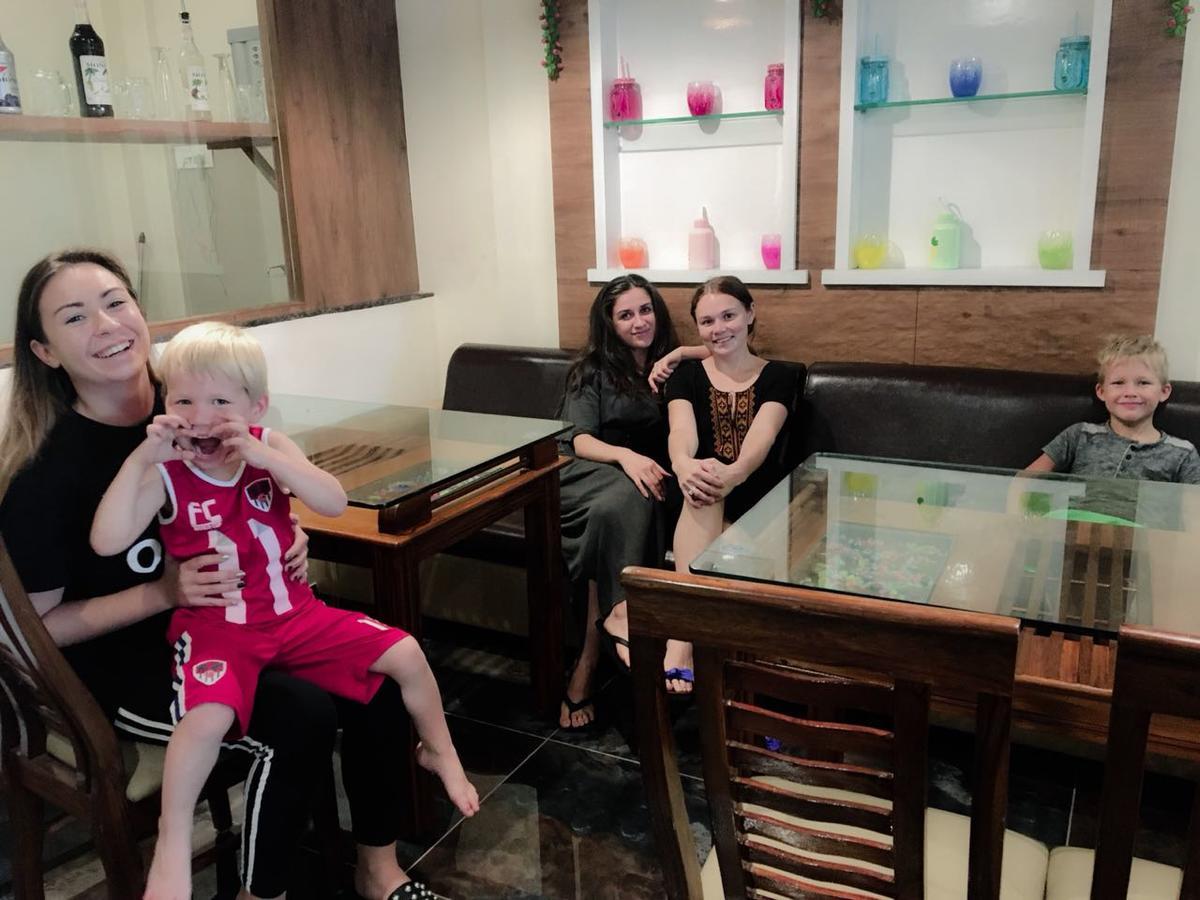 Blossom For Male And Female Mumbai