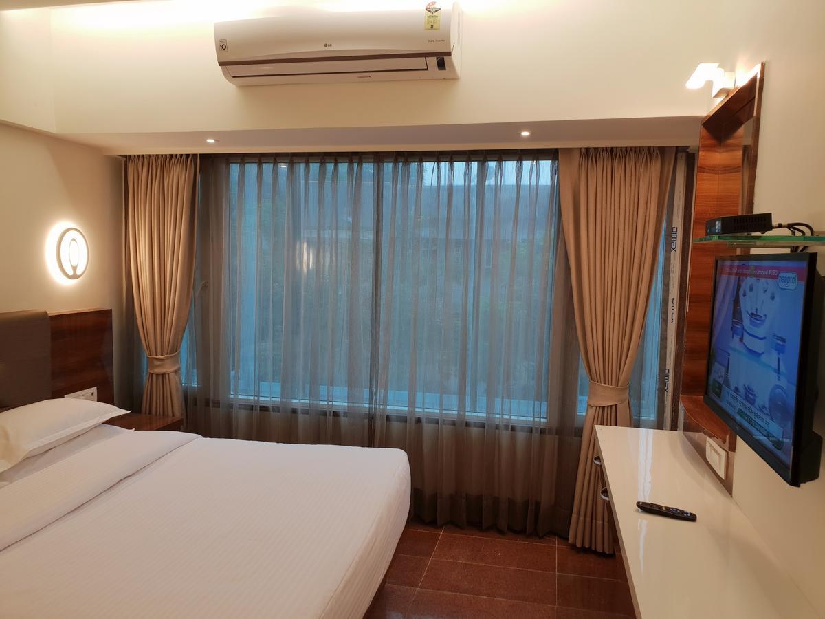 Hotel Milan International Mumbai