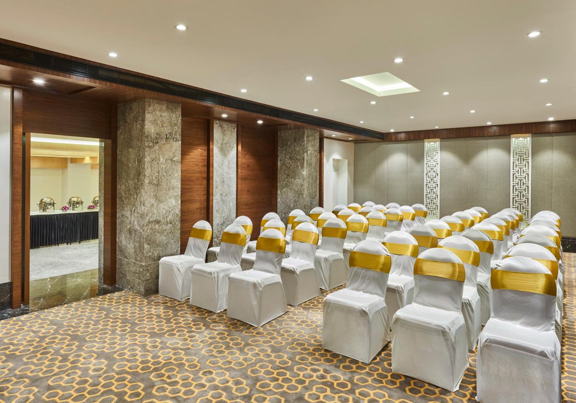 Hotel Bawa International 3*