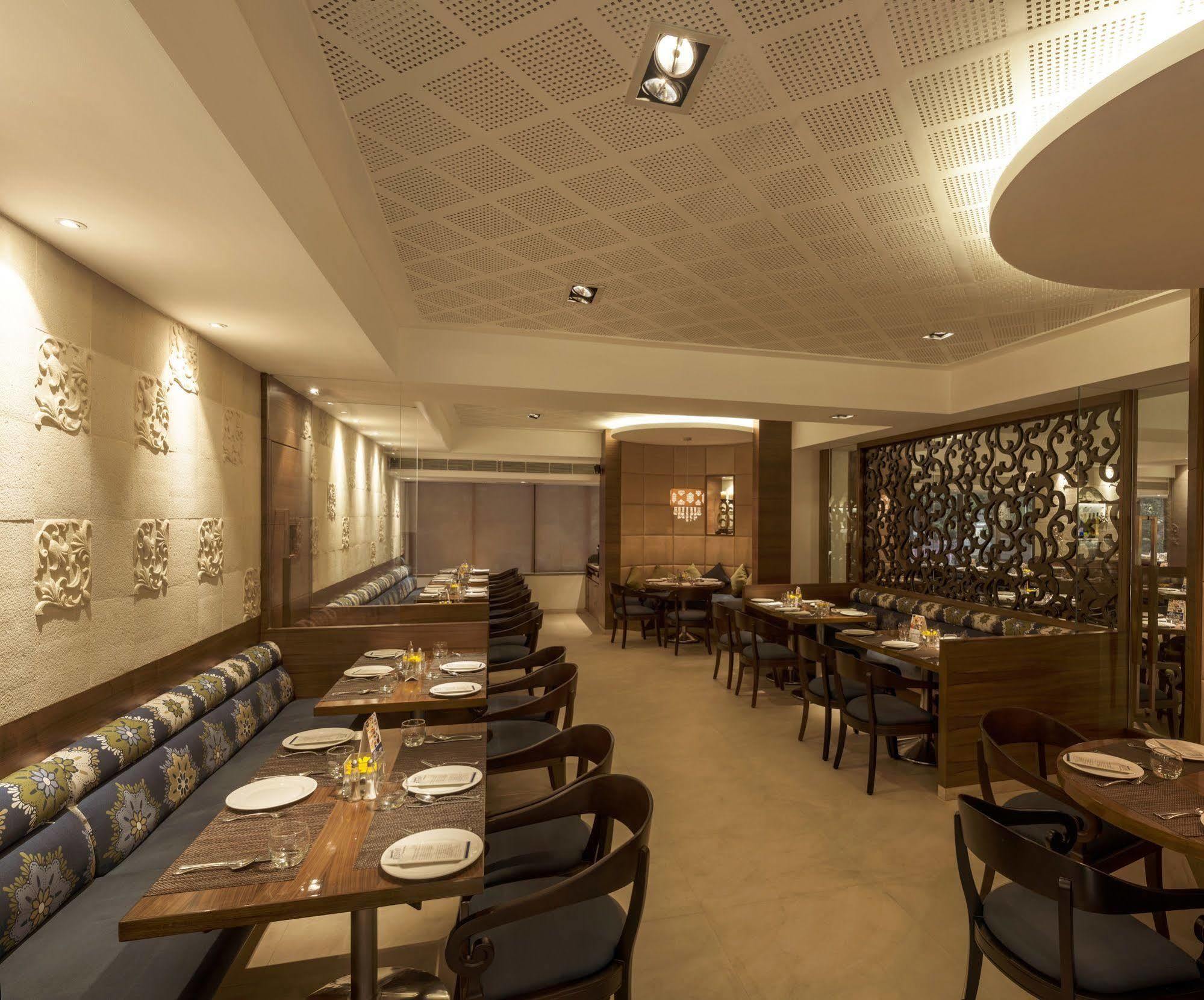 The International By Tunga