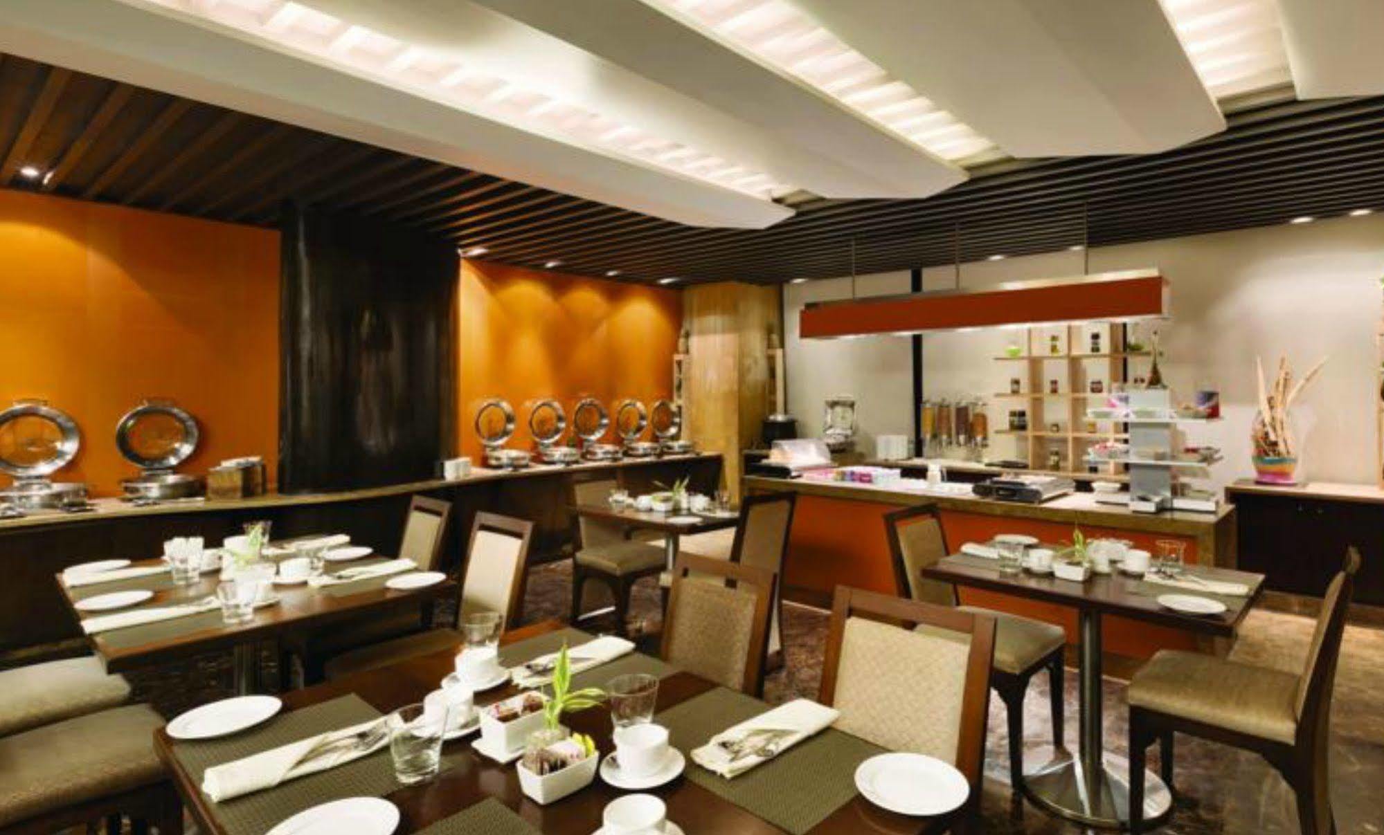 Ramada Powai & Convention Centre Hotel 5*