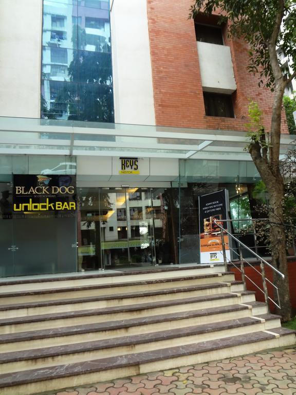 Nestor Hotel, Hotel Bombaim