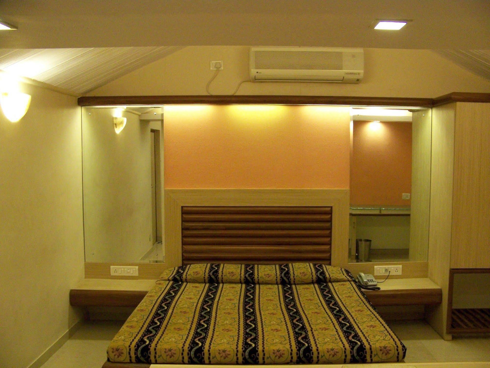 Hotel Garden 2*
