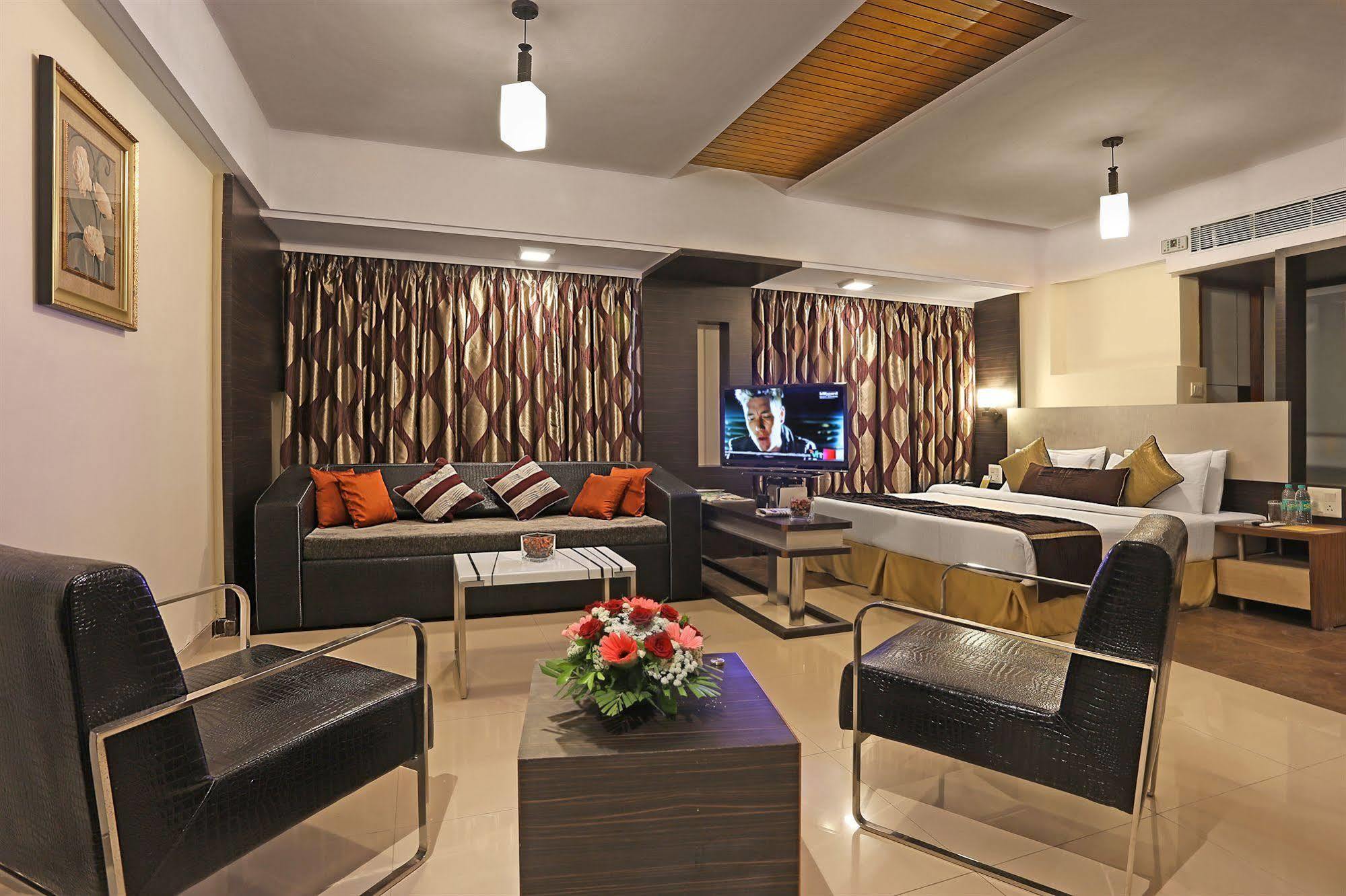 Nestor Hotel, 4* Bombaim