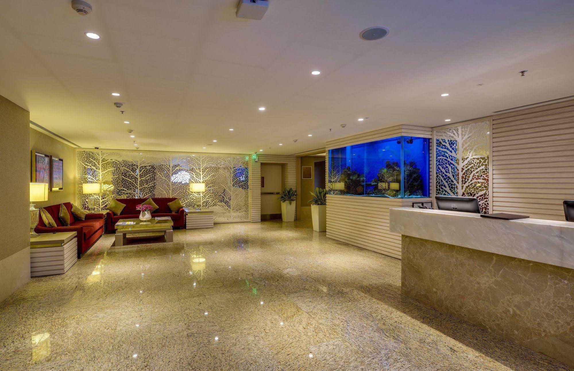 Hotel Niranta Transit Airport - At Arrivals 4*