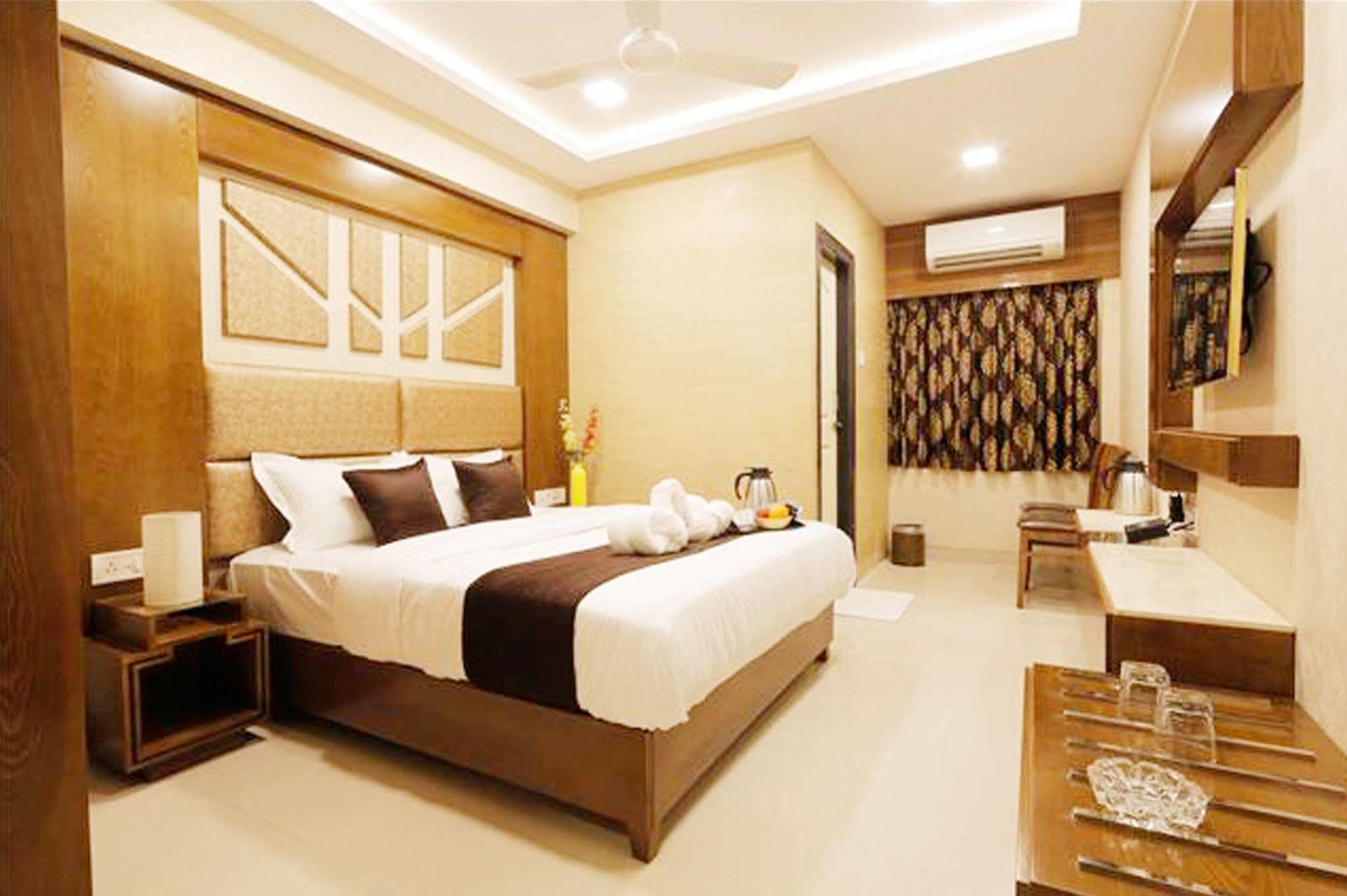 Fabexpress Annex Executive Andheri East