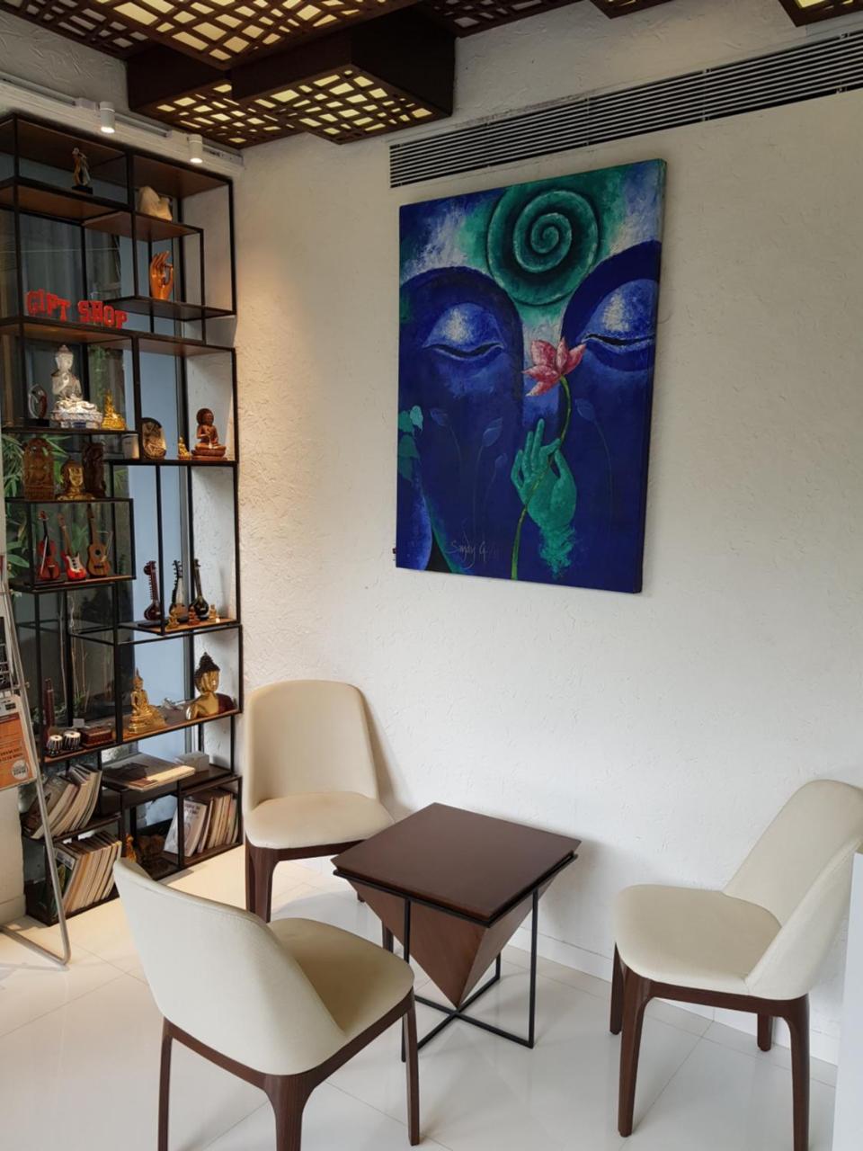 Dragonfly - The Art Hotel 4*