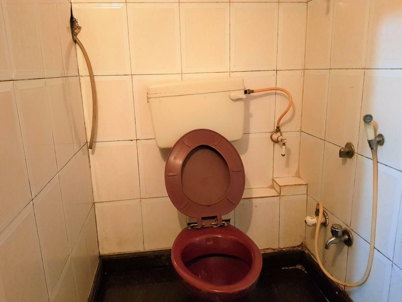Hotel Hexa Metro Plaza 2*