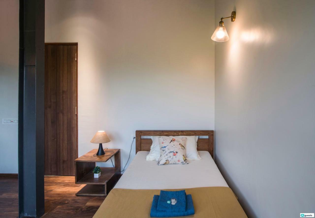 Homestay Higuests Vacation - Colaba Mumbai