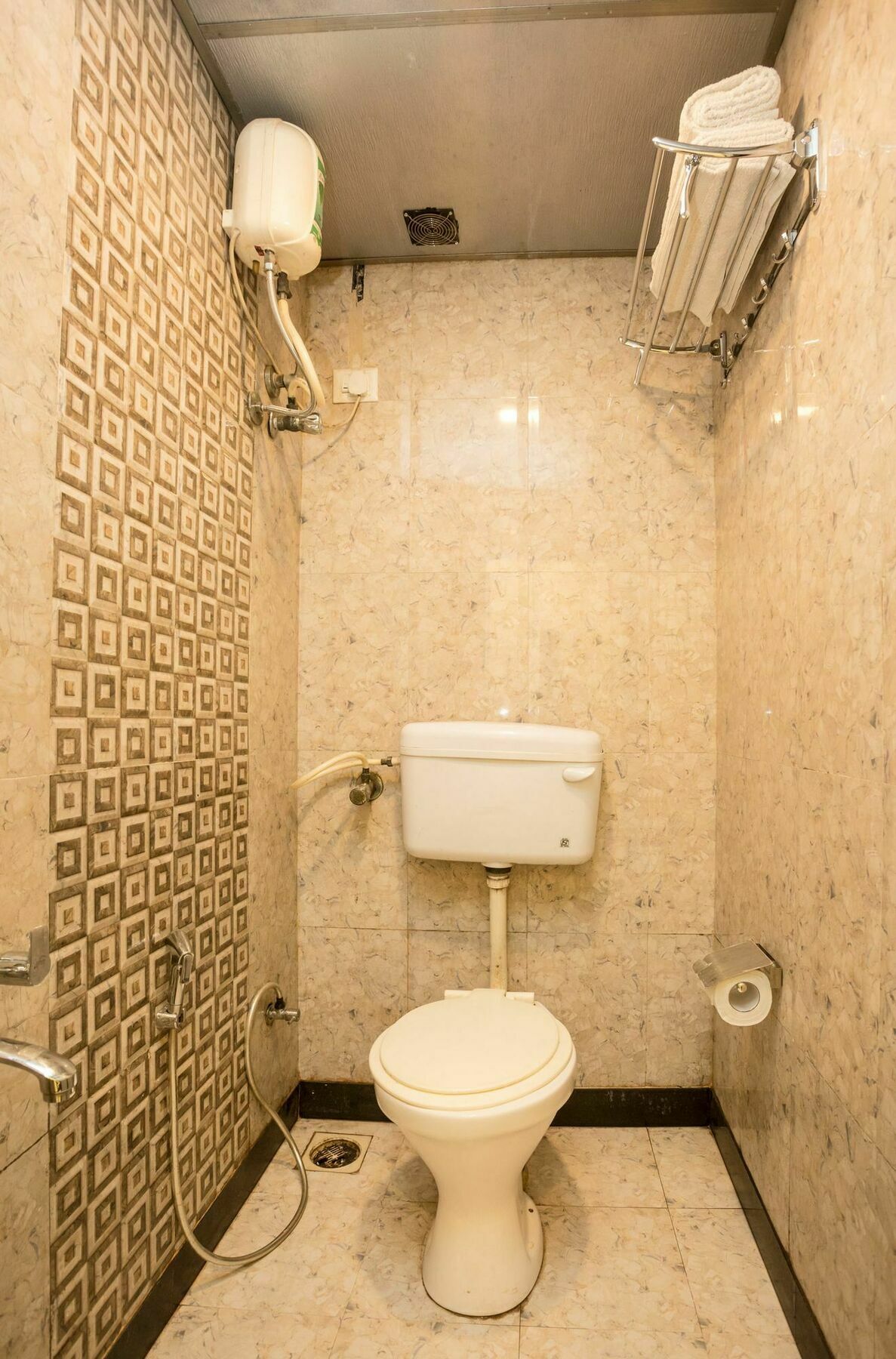 Hotel Oyo 7062 Amana