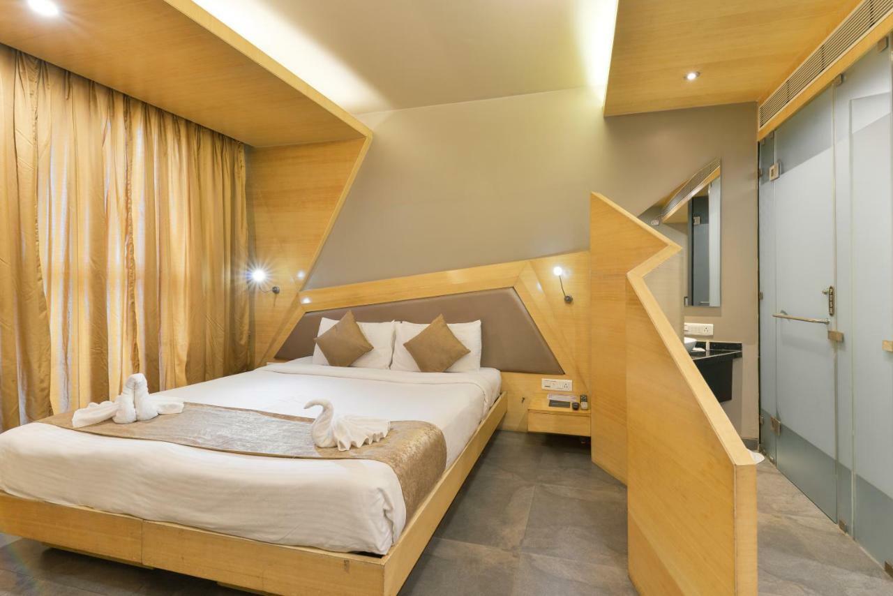 Hotel Dragonfly - The Art Mumbai
