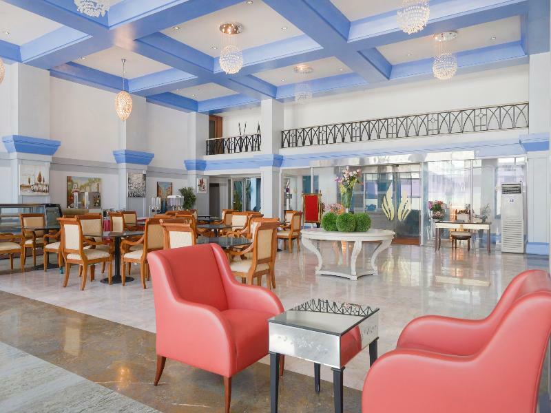Townhouse Royal Palms 4*
