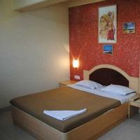 Treebo Cruz Royale Santacruz West 3*