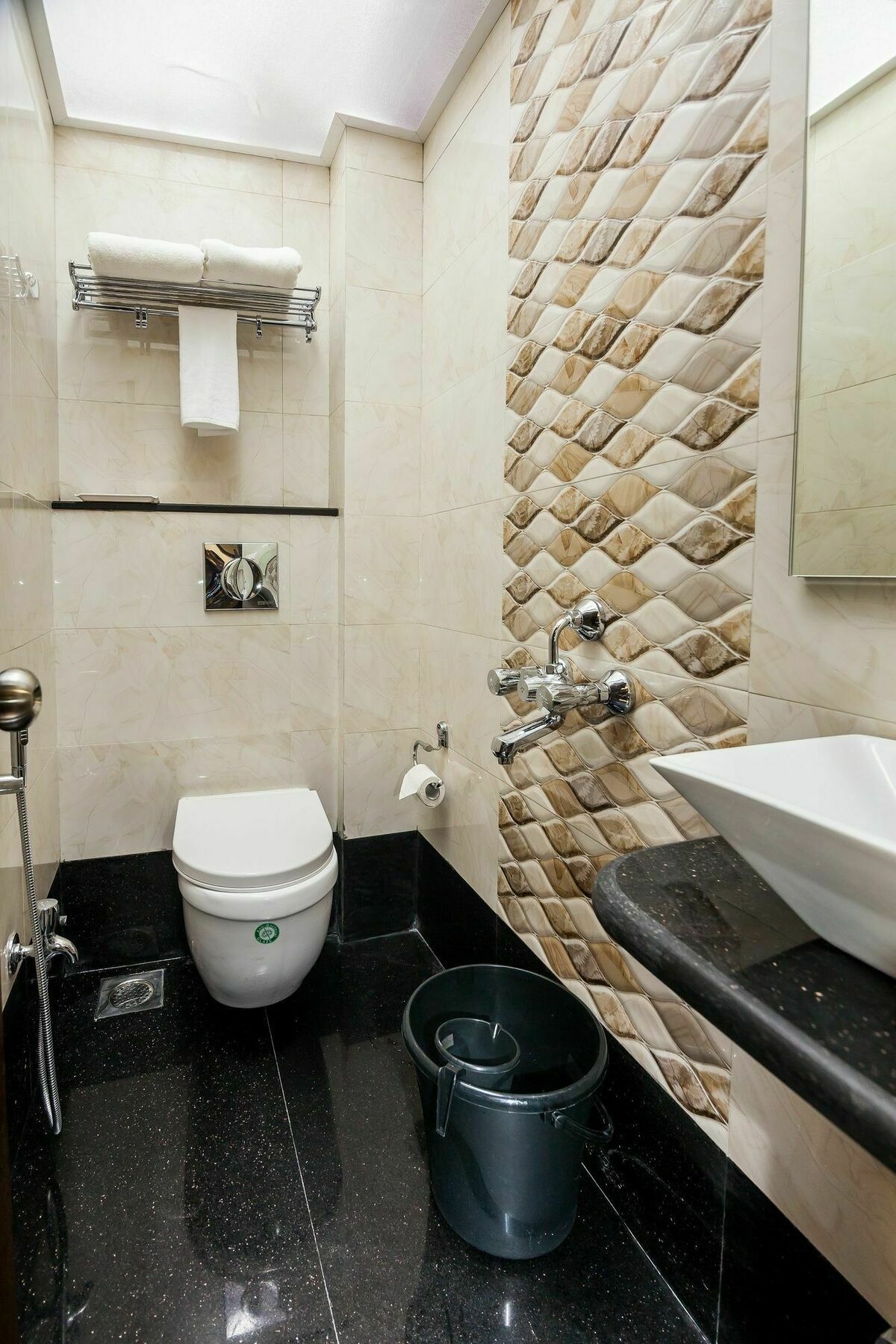 Guest house - Dadar *