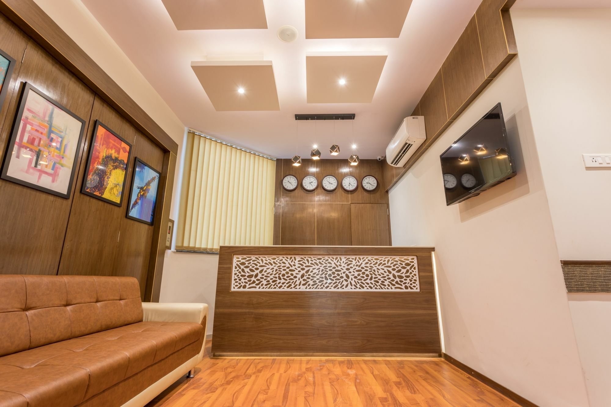 Capital O 60919 Admiral Mumbai