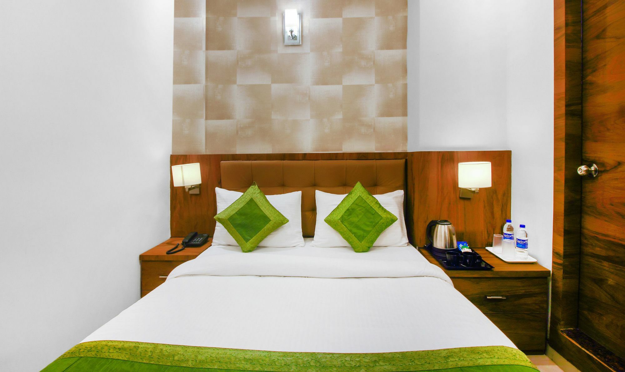 Treebo Pearls Bkc Inn, Mumbai