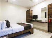 Oyo Premium Colaba Causeway Hotel