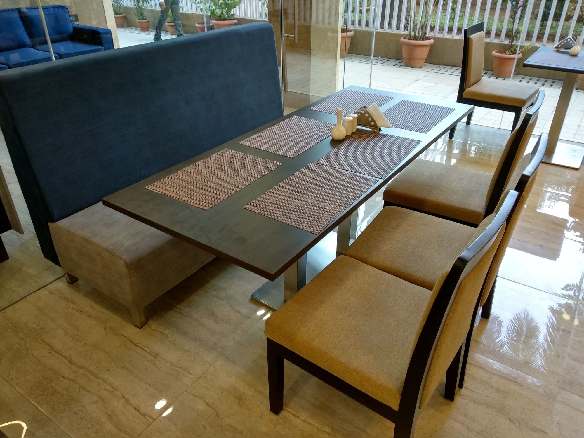 Hotel House Andheri East,