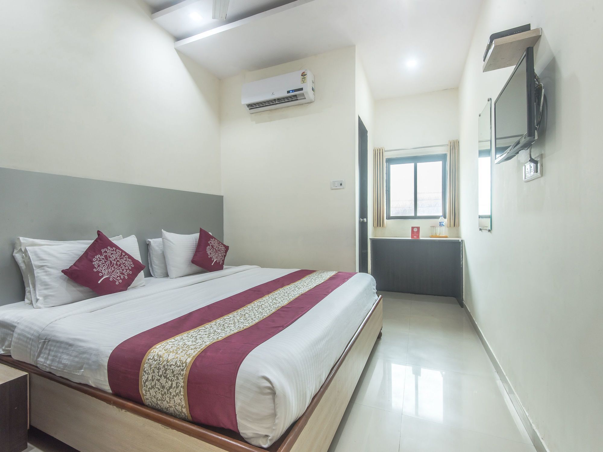 Oyo 845 Kailash Park Hotel