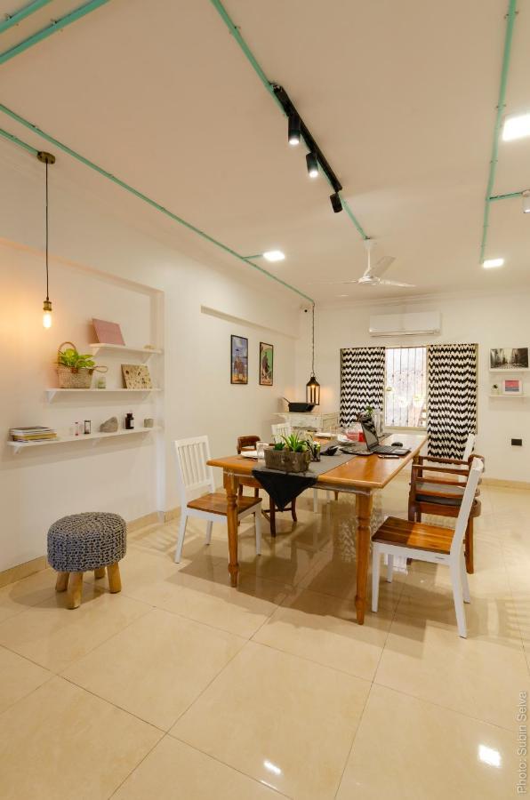- Homestay Acomodação com café da manhã  *