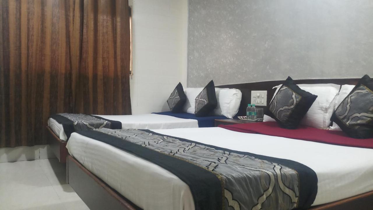 Hotel Metro Plaza Near Barc Mumbai