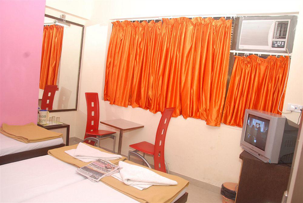 Fabhotel Annex Executive *