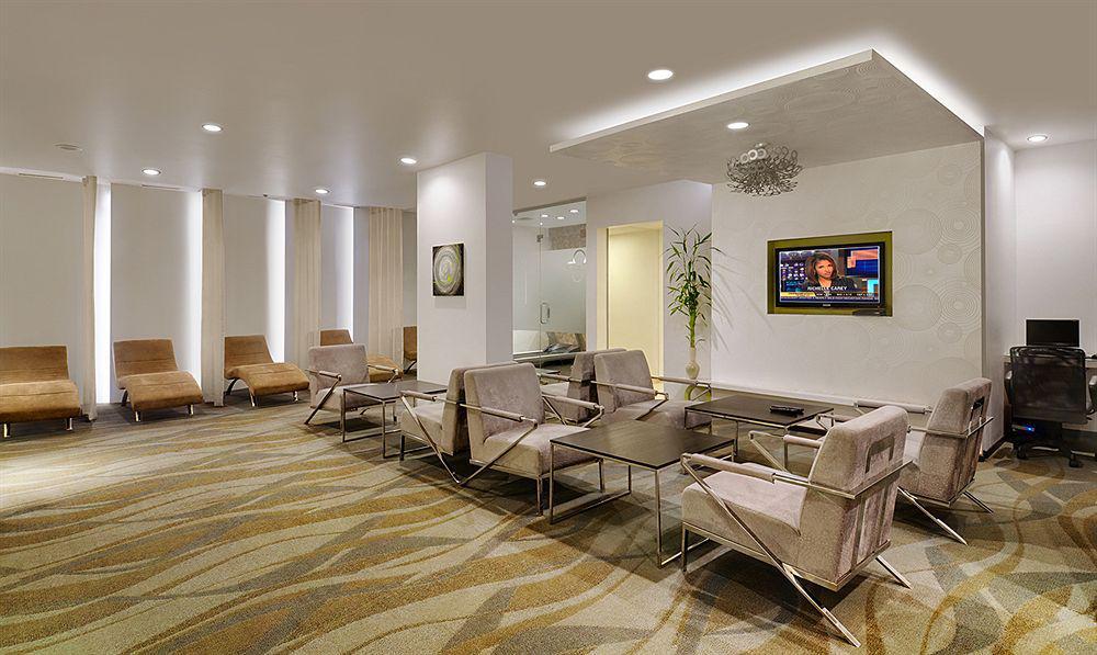 Kohinoor Elite Near Bkc Hotel