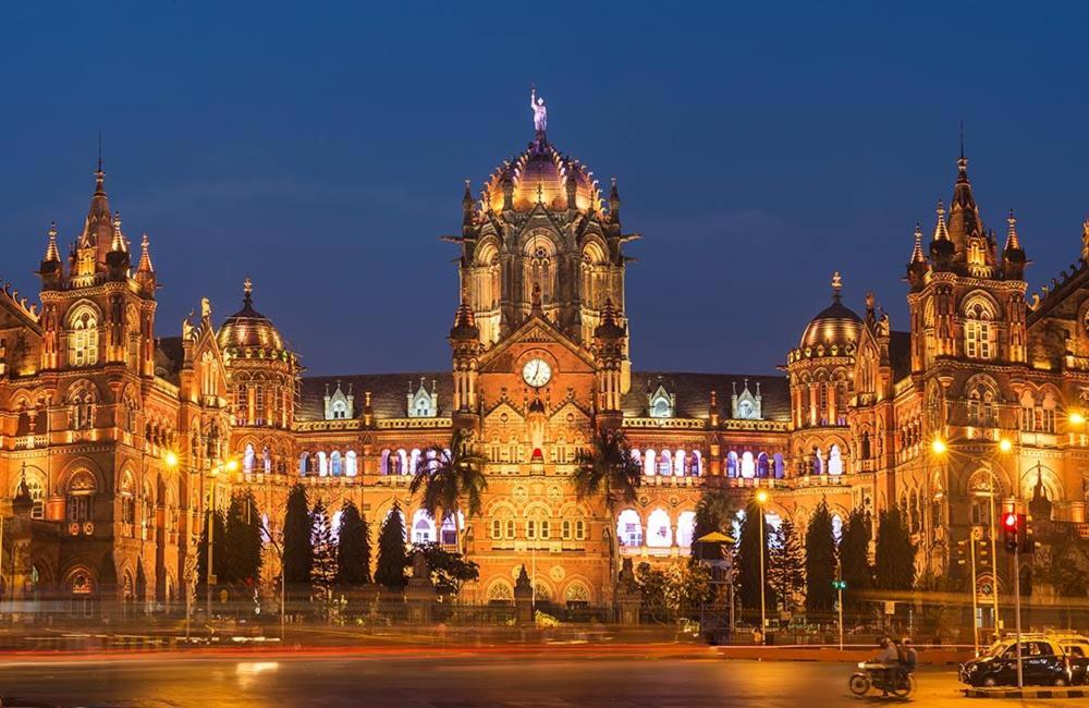 Sun Near Saifee Hospital And Hn Reliance Hospital Hotel Mumbai